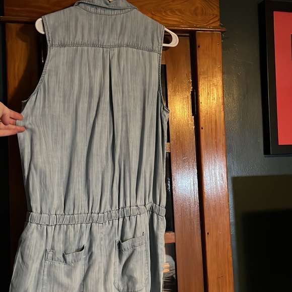 Anthropologie Cloth and Stone Chambray Romper Large NWT - Picture 6 of 6